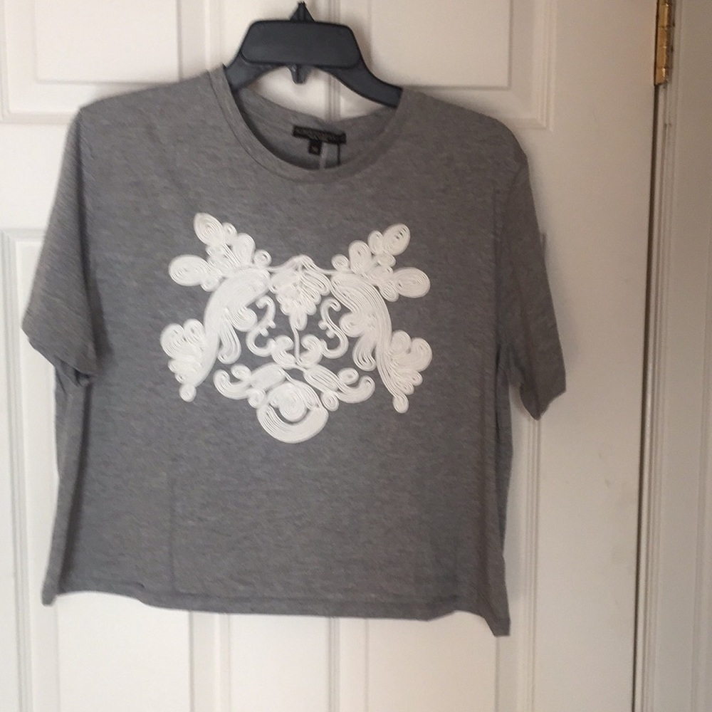 Crop top tee shirt.